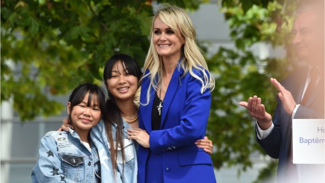 VOICI Laeticia Hallyday seule : elle peut compter sur un nouveau soutien à Saint-Barthélemy