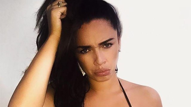 VOICI - Déçue par une location, Jazz (Les Anges) envoie ses fans harceler le propriétaire : il vit un enfer