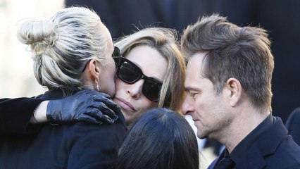 David Hallyday « abasourdi » par l’attitude de Laeticia, un proche du clan raconte