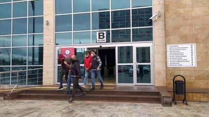 Uşak'ta 3 torbacı tutuklandı