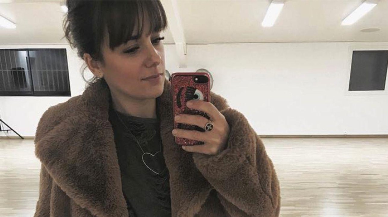 VOICI -  Alizée dévoile un adorable cliché de sa fille