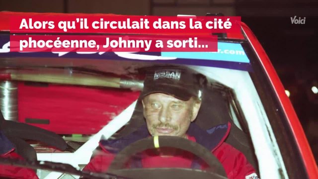 VIDEO - Quand Johnny Hallyday semait Laeticia grâce à un gyrophare que lui avait donné… Jacques Chirac