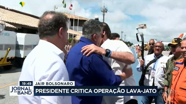 A atuação do governo no socorro as vitimas das enchentes na Bahia foi elogiada por João Dória. E criticada por Ciro Gomes. #BandJornalismo