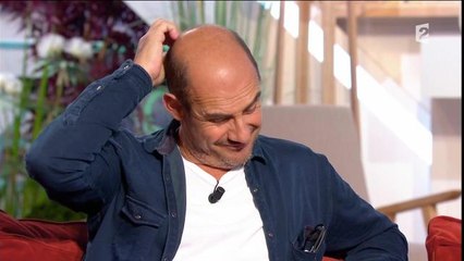 Amanda : Bernard Campan raconte une anecdote (très) gênante arrivée pendant un spectacle