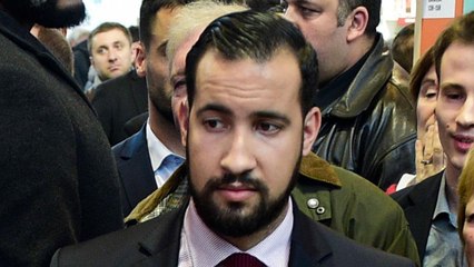 VOICI Alexandre Benalla : l’ex-collaborateur d’Emmanuel Macron lève le voile sur son salaire