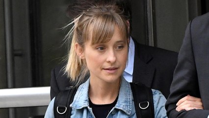 VOICI - Allison Mack : suspectée d’être la numéro 2 d’une secte sexuelle, la star de Smallville a été libérée sous caution