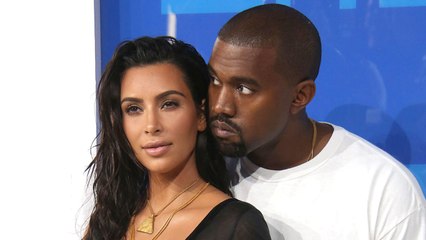 VOICI Kim Kardashian bientôt maman : sa mère porteuse est en train d’accoucher