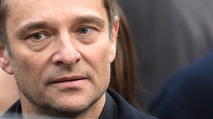 VOICI  - Héri­tage de Johnny Hally­day : la grande discré­tion de David expliquée par un proche