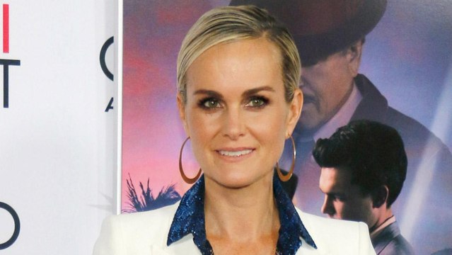 VOICI Johnny Hallyday : le véritable prix de vente de la maison de Marnes-la-Coquette dévoilé