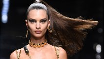 VOICI - Emily Ratajkowski Dévoile Sa Poitrine Dans Une Brassière Qui Ne Cache Pas Grand Chose (1)