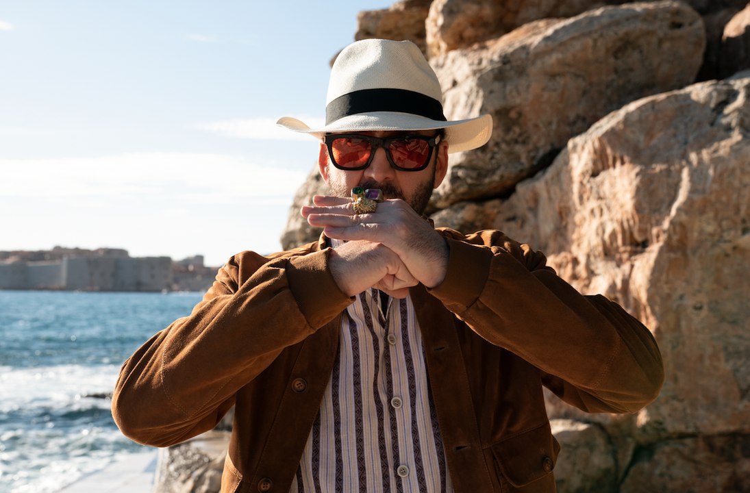 Un talent en or massif (2022) - Bande-annonce VOST avec Nicolas Cage dans son propre rôle