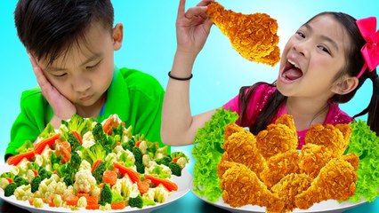 Emma and Jannie Eat and Cook Healthy Food - Funny Food Toys Video for Kids