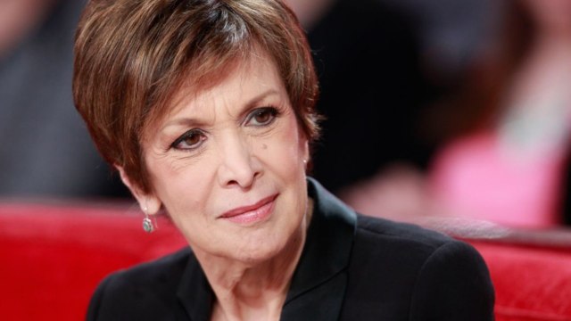 VOICI - Catherine Laborde atteinte de Parkinson : son dernier espoir contre la maladie
