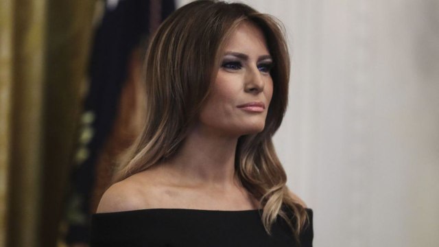 VOICI Melania Trump blonde ! Ce nouveau look RATÉ qui fait hurler de rire les internautes