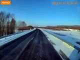 Ce chauffeur de camion va avoir un réflexe incroyable et sauver tout le monde