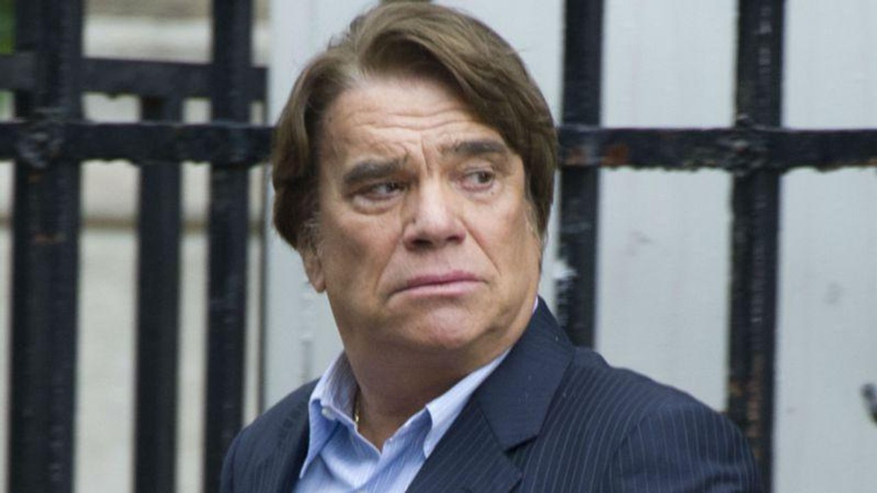 VOICI Bernard Tapie toujours en proie au cancer : « Il ne va pas bien »