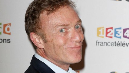 VOICI Christophe Hondelatte : épinglé pour son comportement dans un TGV, il réplique