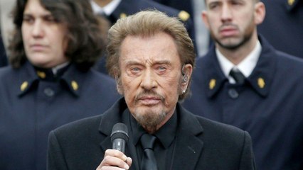 VOICI - Johnny Hallyday au Panthéon ? L’incroyable pétition nationale