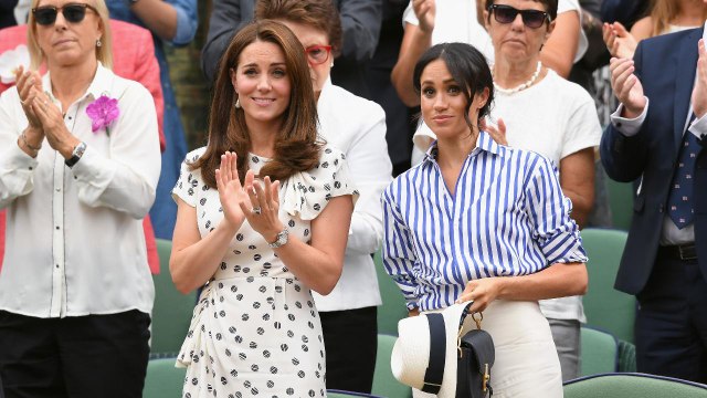 VOICI Voilà pourquoi Meghan Markle n’a pas eu le droit de porter son chapeau dans les tribunes de Wimbledon