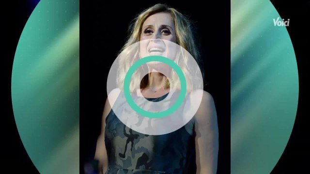 VOICI - Lara Fabian : décou­vrez quel célèbre tube elle ne veut plus chan­ter