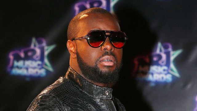 VOICI - Maître Gims marié à deux femmes, la raison de son refus concernant la nationalité française ?