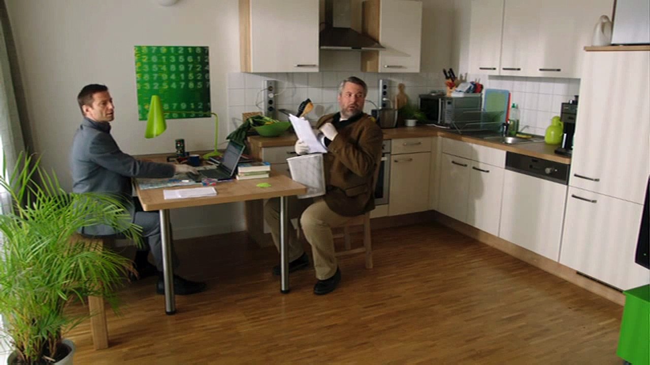 Die rosenheim-cops (338) staffel 15 folge 19 - auch Überflieger stürzen ab