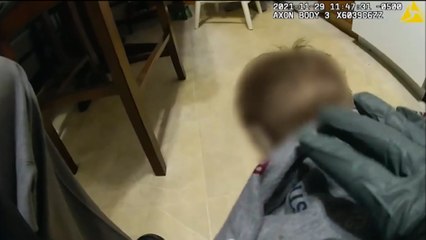 Quick Thinking Cop Saves Toddler From Choking On Pancake.mp4