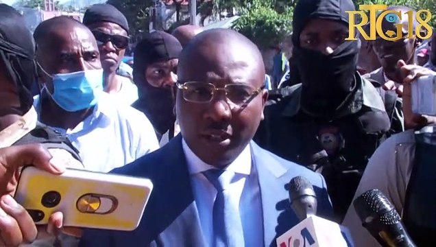 Jij enstriksyon Garry Orélien pa rive tande ansyen minis afè etranjè a doktè Claude Joseph