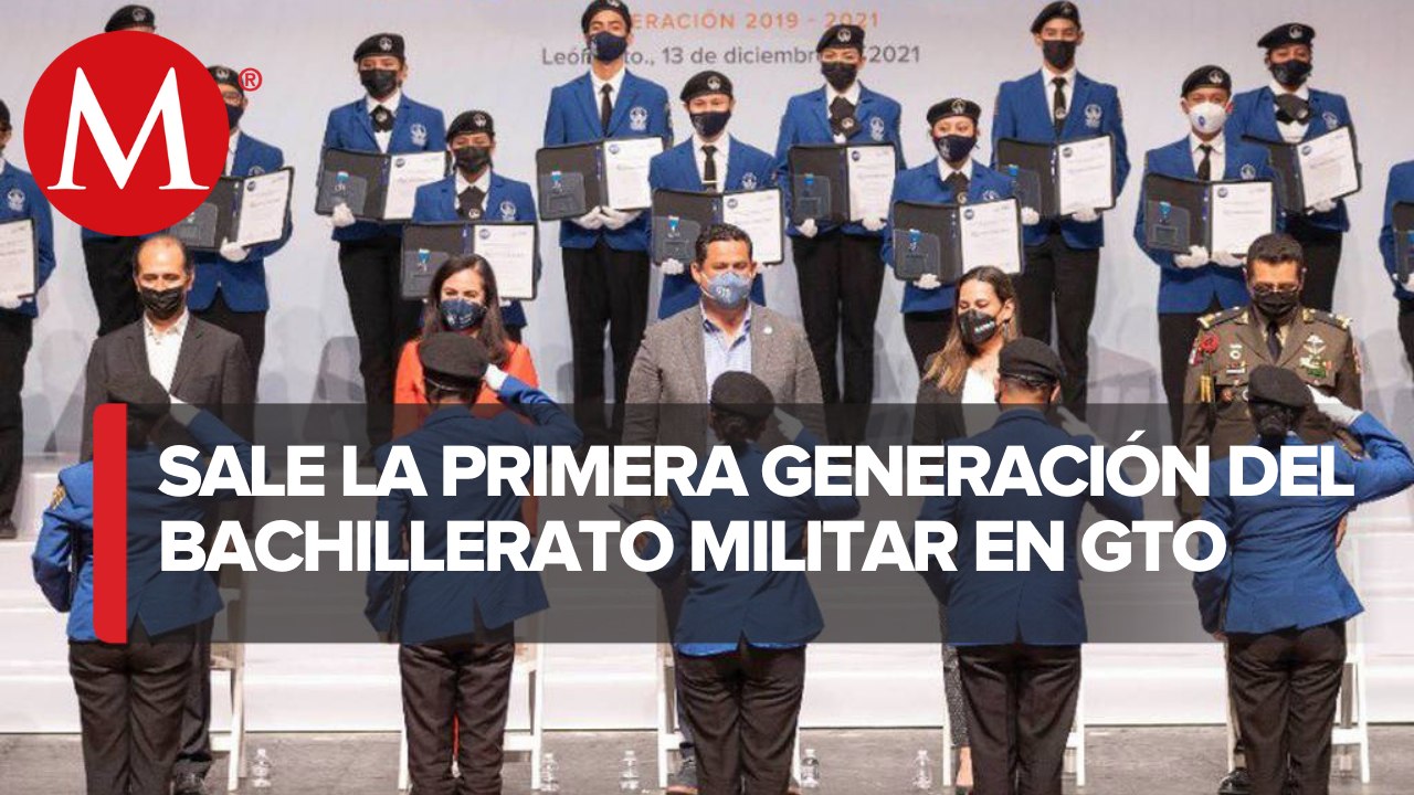 Llevan a cabo primer graduación del Bachillerato Militarizado, en Guanajuato