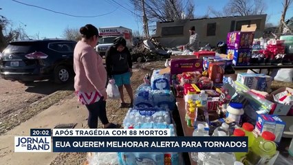 Os Estados Unidos estudam como melhorar o monitoramento de tornados depois da tragédia que deixou 88 mortos.