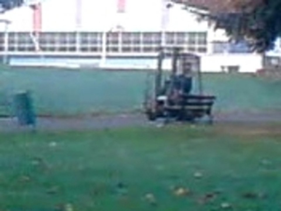 dérapage en chario élévateur ptit délir