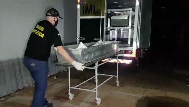 Corpo de Eliel dos Reis Barboza, vítima de acidente de trânsito, dá entrada no IML de Cascavel