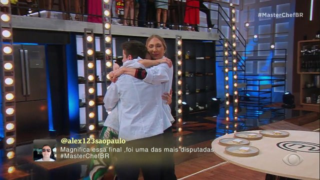 Inspirados no Tik Tok, finalistas mostraram os talentos na dança