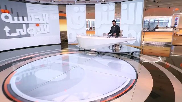 ...اهلا بكم في الجلسه الاولى من الشرق أنا م...