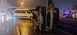 Gaziosmanpaşa’da iki servis minibüsü çarpıştı: 1 yaralı