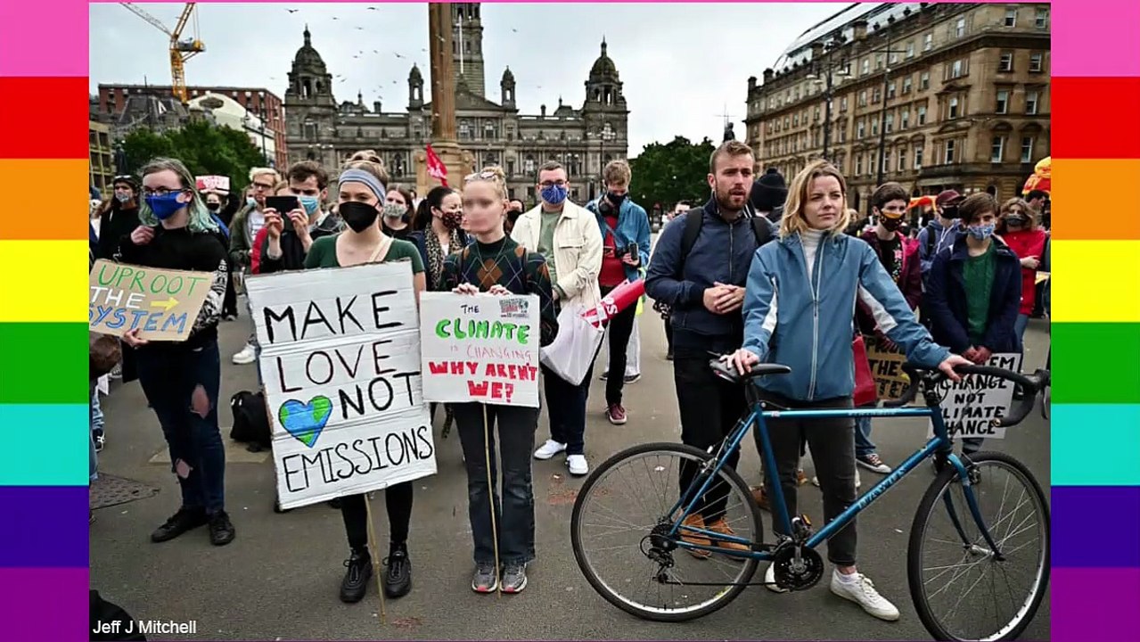 0129 _ Make Love Not Emissions _ grabffiti _ satire-climate change-emissions-black beans- flatulence-beans-sex-funny-gif