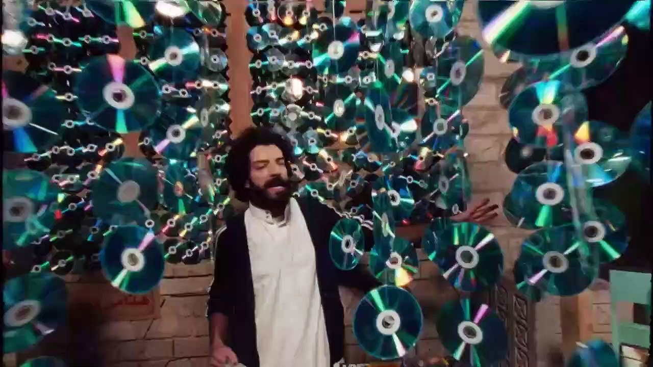 ...من الماضي الذي...