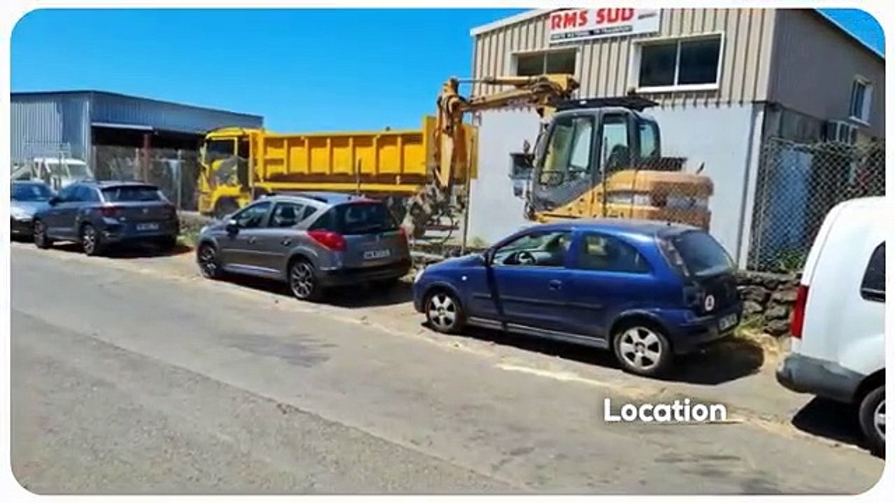 A louer - Local - GRAND BOIS (97410) - 6 pièces - 440m²