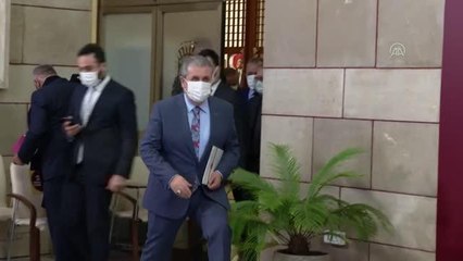 Destici: "Gazi Meclisimiz şov yapma yeri değildir"