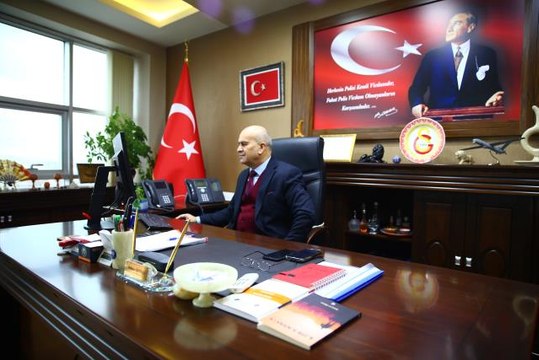 Nevşehir Emniyet Müdürü Artunay, AA'nın Yılın Fotoğrafları oylamasına katıldı