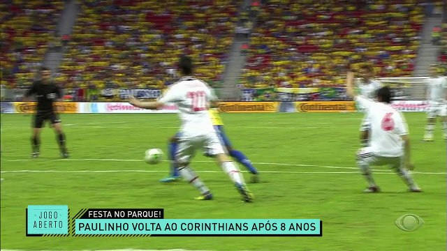 REFORÇO NA ÁREA! Paulinho é do Corinthians! O volante acertou seu retorno ao Timão e foi anunciado com direito a sirene. Gostou, torcedor? #JogoAberto