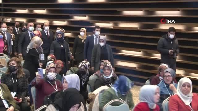 Konya'da AK Parti İç Anadolu Bölgesi İl ve İlçe Kadın Kolu Başkanları Toplantısı yapıldı