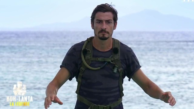 GALA VIDEO - Claude Dartois perd l'épreuve des poteaux dans Koh-Lanta : les internautes exultent