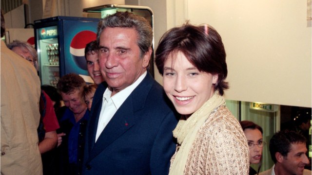 GALA VIDEO - Emily Bécaud en froid avec ses demi-frères et sœurs : Je n'imaginais pas être détestée à ce point