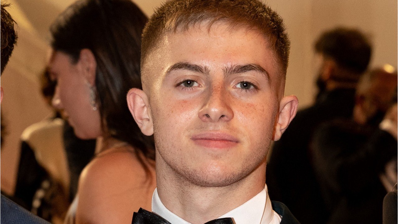 GALA VIDEO - Le saviez-vous ? Michou (Danse avec les stars) s’est essayé à la chanson