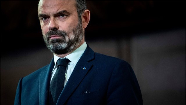 GALA VIDEO - Edouard Philippe bougon : les ministres le lâchent, il a du mal à avaler la pilule…