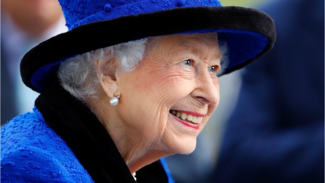 GALA VIDEO - Elizabeth II va mieux : bonne nouvelle sur son état de santé.