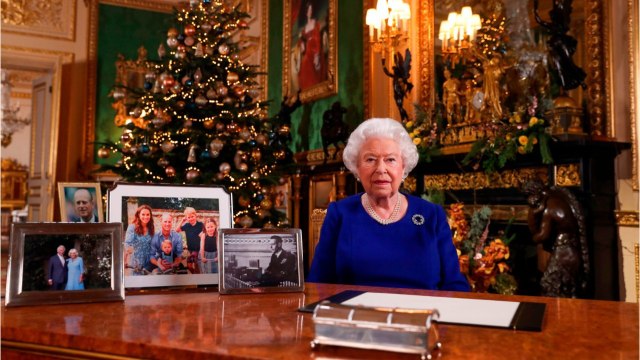 GALA VIDEO - Elizabeth II : son émouvant dernier Noël avec le prince Philip