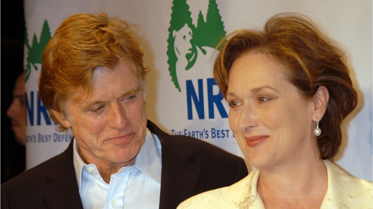 GALA VIDEO - La vérité sur l'idylle de Meryl Streep et Robert Redford dans Out of Africa