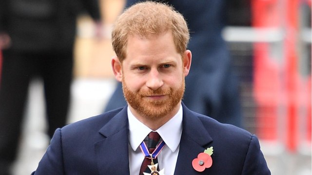 GALA VIDEO - Le prince Harry épinglé : son ex se dit « chanceuse que leur relation ait été « de courte durée